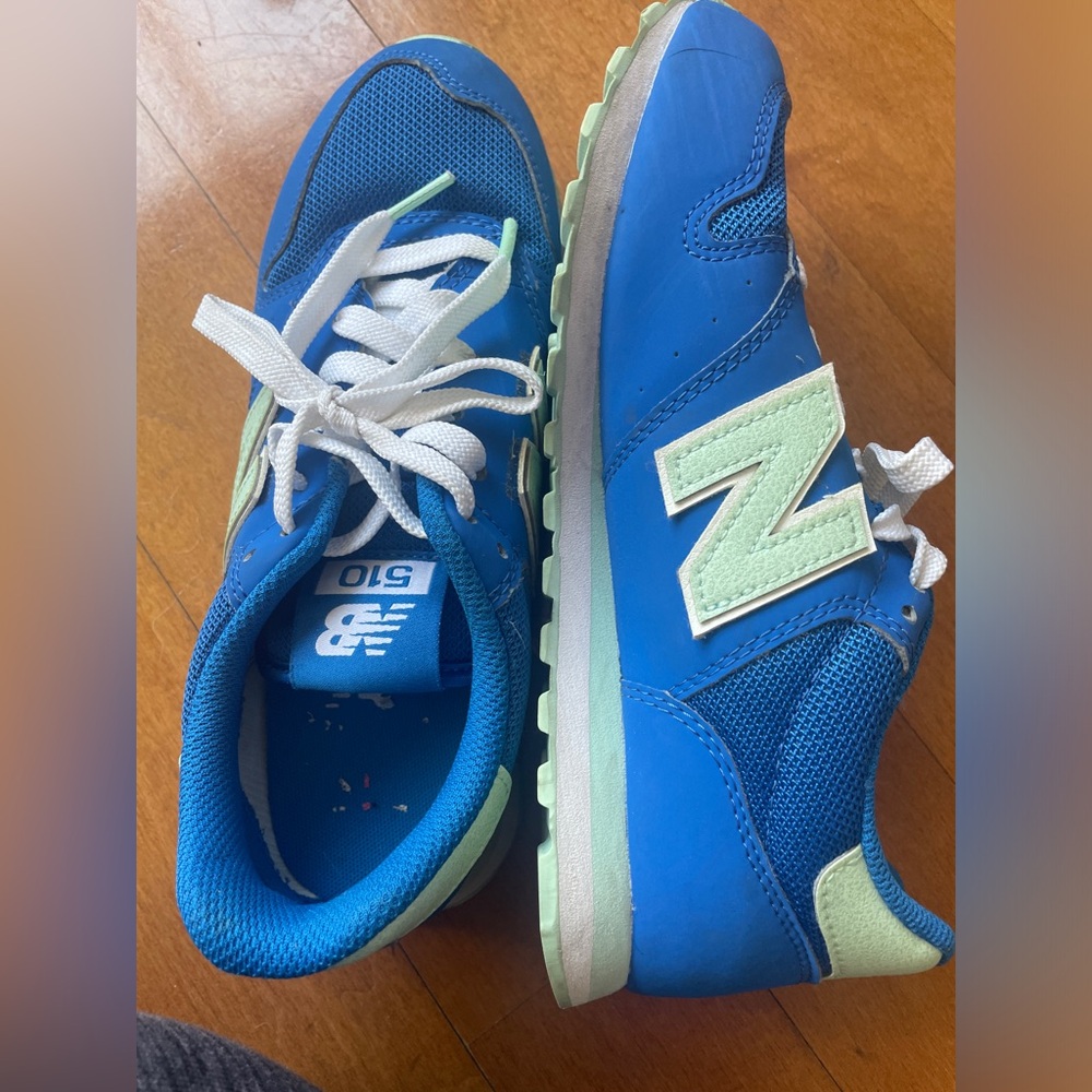New Balance sneakers size 7.5